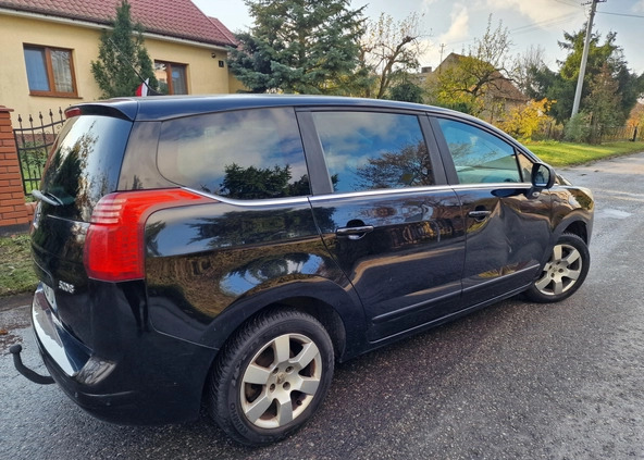 Peugeot 5008 cena 10900 przebieg: 232800, rok produkcji 2010 z Praszka małe 254